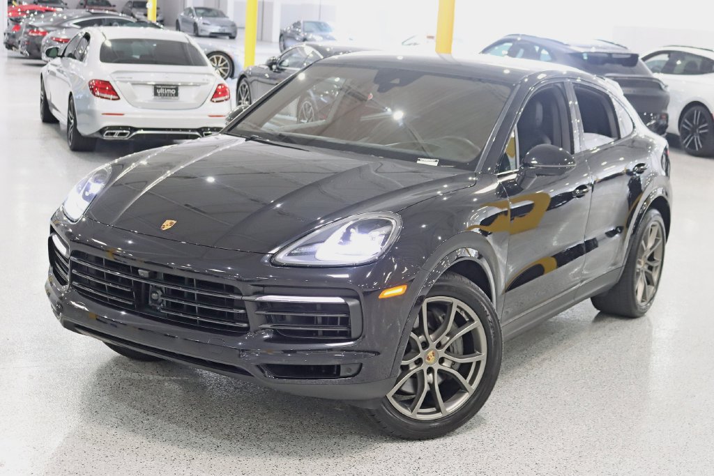 Used 2022 Porsche Cayenne S AWD/4WD image 5
