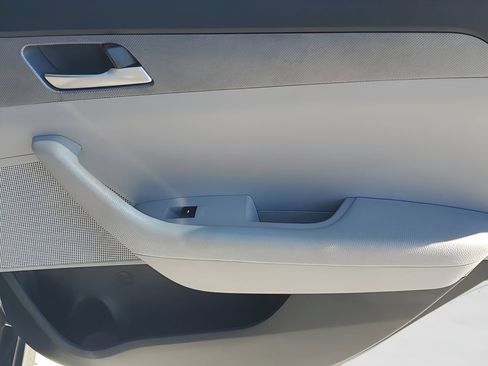 Used 2018 Hyundai Sonata SE image 40