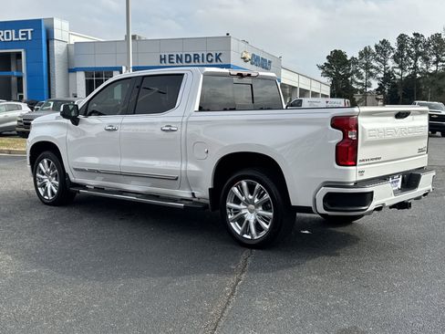 Used 2024 Chevrolet Silverado 1500 High Country w/ High Country Premium Package image 16