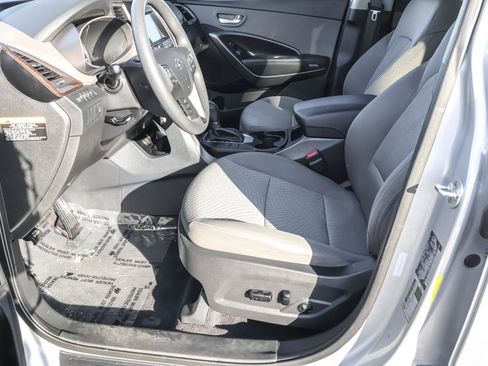 Used 2017 Hyundai Santa Fe Sport image 16