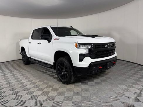 Used 2025 Chevrolet Silverado 1500 LT Trail Boss w/ Protection Package AWD/4WD image 5