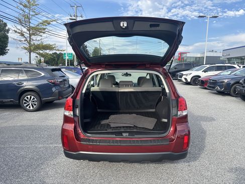 Used 2013 Subaru Outback 2.5i AWD/4WD image 29