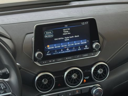 Used 2025 Nissan Sentra SV FWD image 14