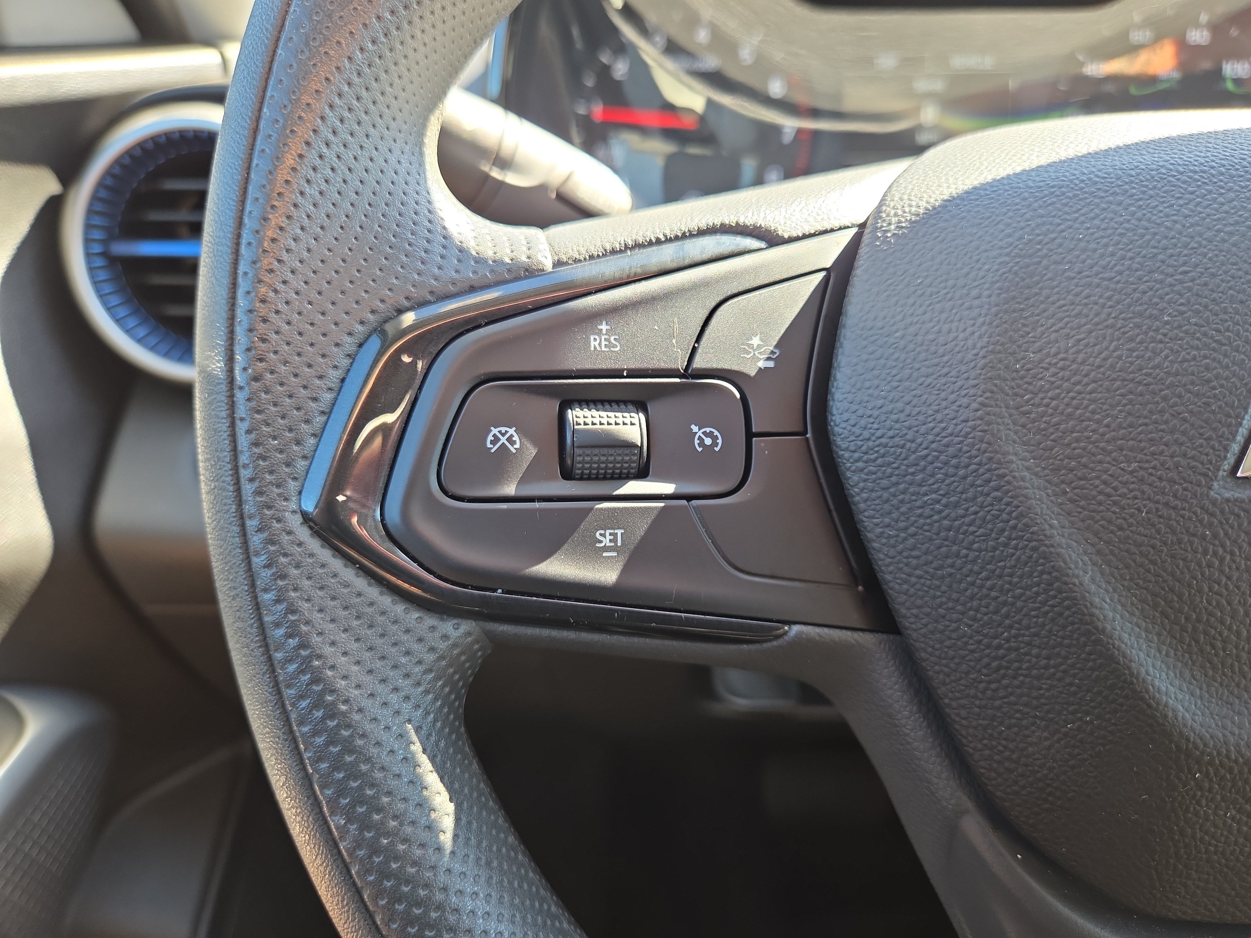 Used 2026 Chevrolet Trax LS FWD image 11