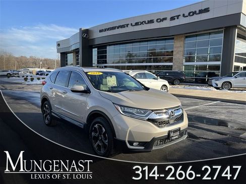 Used 2018 Honda CR-V Touring image 1