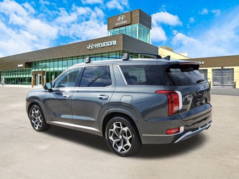 Used 2021 Hyundai Palisade Calligraphy image 8
