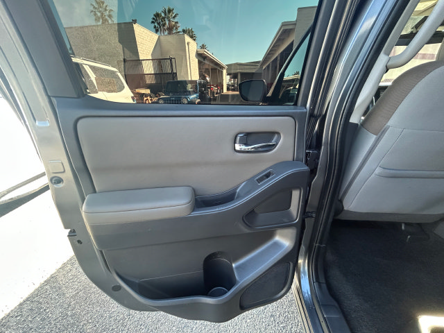 Used 2022 Nissan Frontier SV RWD image 34