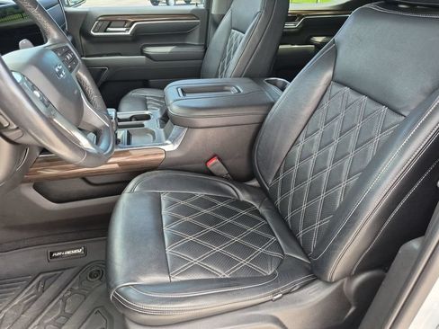 Used 2022 Chevrolet Silverado 1500 RST w/ All Star Edition Plus AWD/4WD image 14