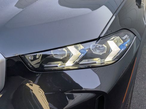 Used 2025 BMW X5 sDrive40i w/ Premium Package image 10