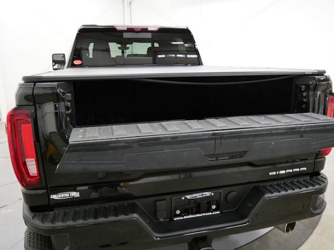 Used 2021 GMC Sierra 2500 Denali w/ Denali Ultimate Package AWD/4WD image 39
