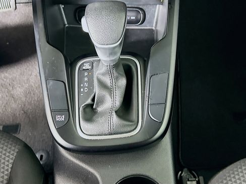 Used 2025 Kia Soul LX w/ LX Technology Package image 24
