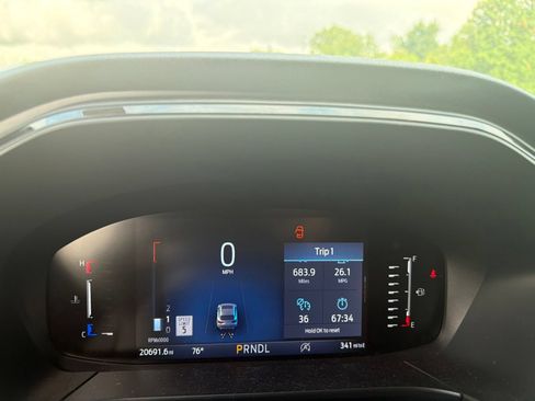 Used 2023 Ford Escape ST-Line w/ Tech Pack #1 FWD image 11