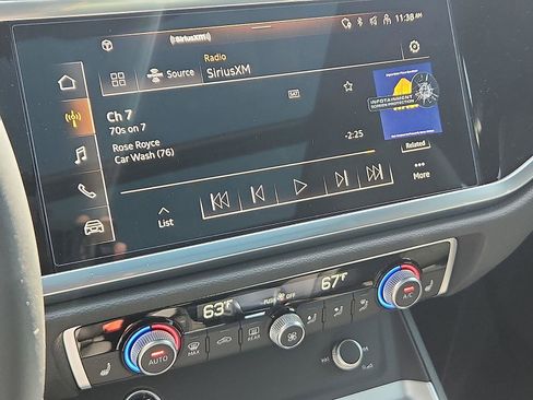 New 2025 Audi Q3 2.0T Premium image 15