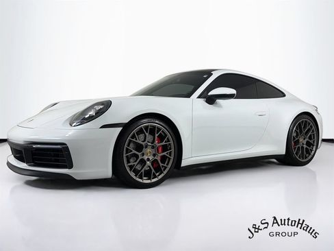 Used 2020 Porsche 911 Carrera S RWD image 3