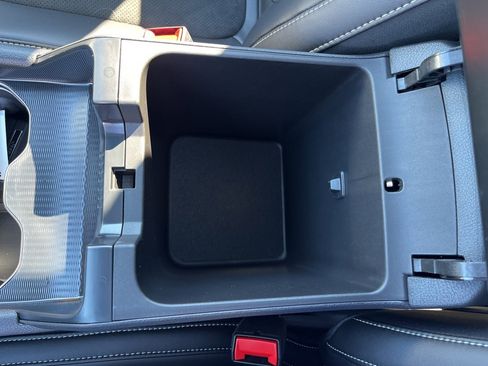 New 2025 Jeep Grand Cherokee L Altitude image 25