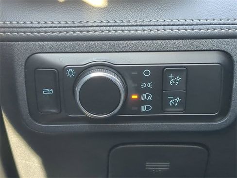 Used 2024 Ford Mustang Premium image 25