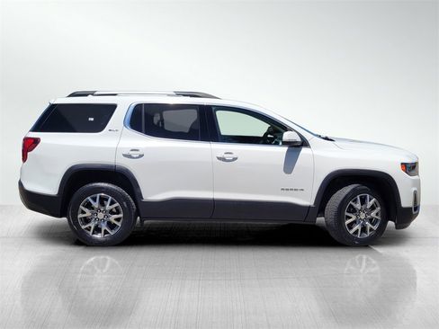 Used 2023 GMC Acadia SLT image 4