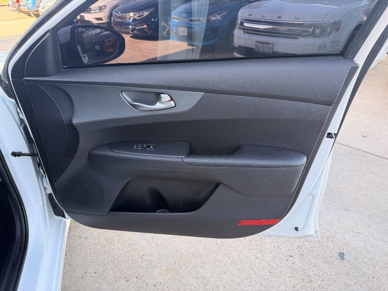 Used 2021 Kia Forte LXS FWD image 35
