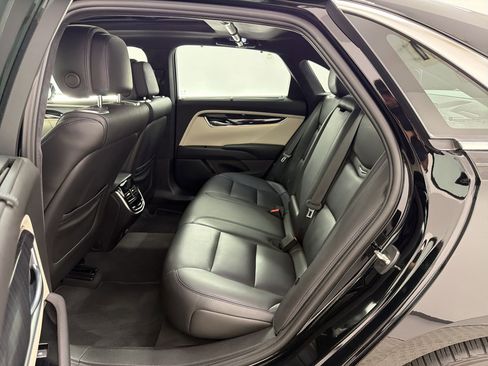 Used 2014 Cadillac XTS Platinum FWD image 14