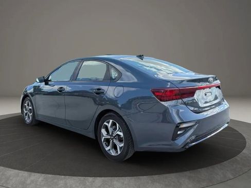Used 2020 Kia Forte LXS FWD image 4
