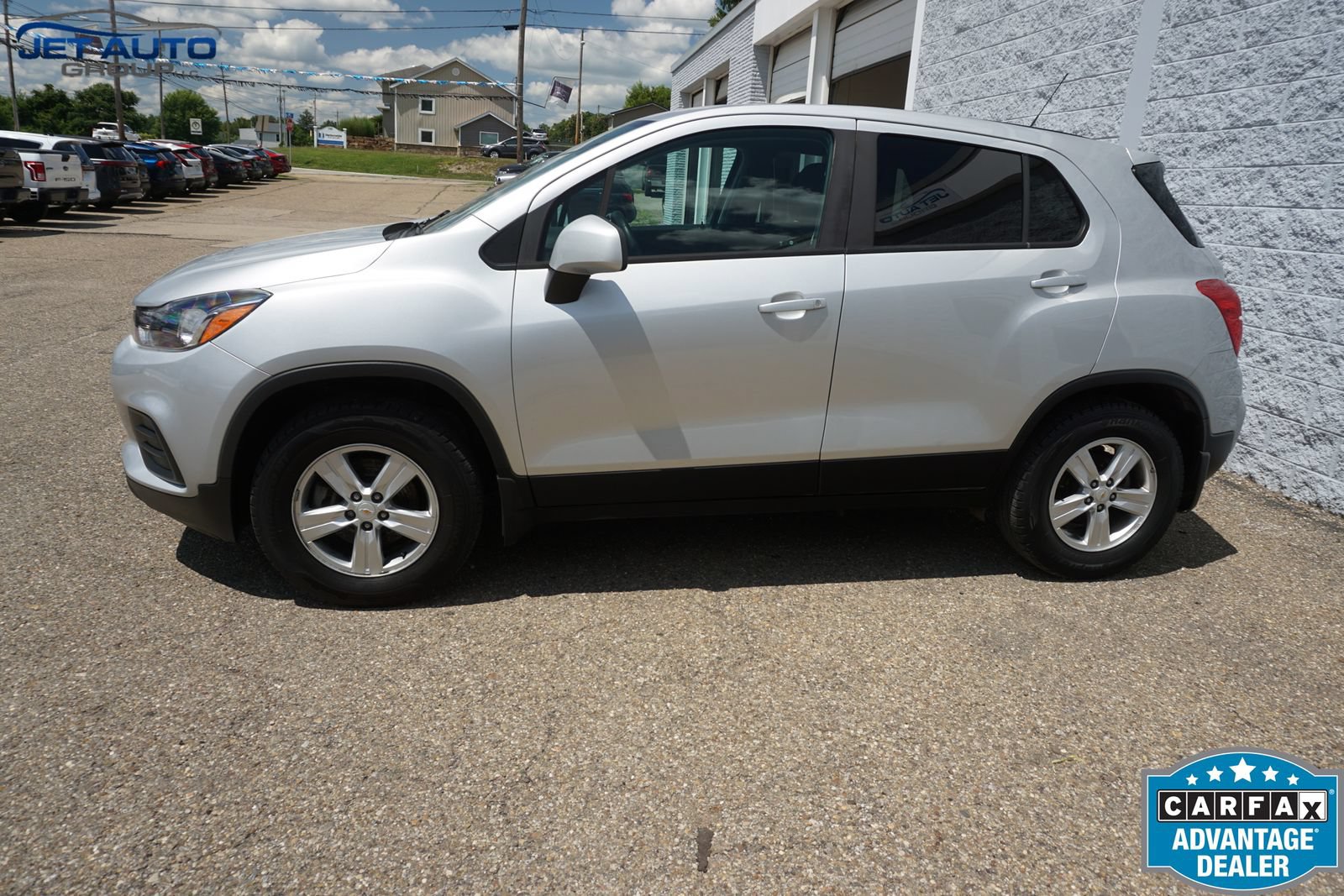 Used 2020 Chevrolet Trax LS w/ Tint and Cruise Package AWD/4WD image 4