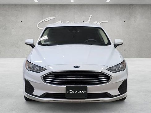 Used 2019 Ford Fusion SE image 18