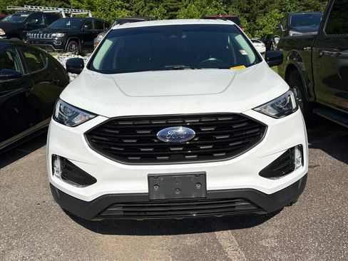 Used 2022 Ford Edge SEL w/ Sport Appearance Package AWD/4WD image 2