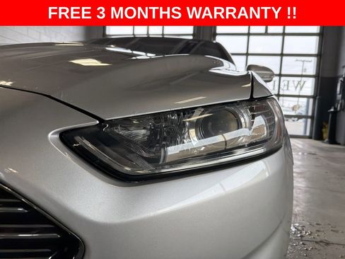 Used 2016 Ford Fusion SE w/ Equipment Group 201A FWD image 34