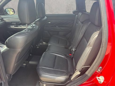Used 2020 Mitsubishi Outlander SEL AWD/4WD image 12