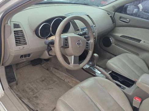 Used 2005 Nissan Altima 3.5 SL image 7