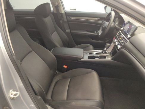 Used 2020 Honda Accord LX image 21