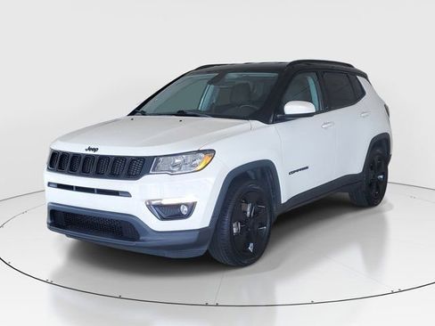 Used 2020 Jeep Compass Latitude image 5