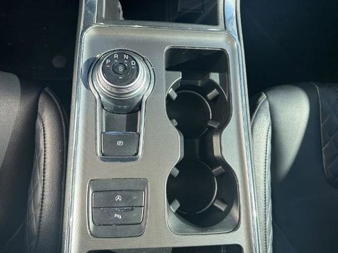 Certified 2024 Ford Edge Titanium image 24