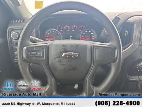 Used 2021 Chevrolet Silverado 1500 Custom Trail Boss w/ LPO, Dark Essentials Package image 21