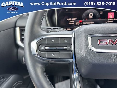 Used 2025 GMC Terrain Elevation image 21