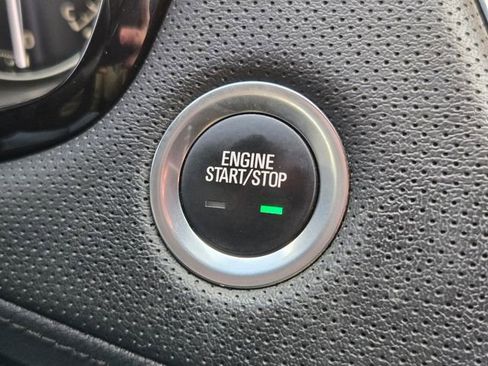 Used 2023 Cadillac XT5 Premium Luxury image 32