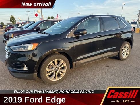 Used 2019 Ford Edge Titanium w/ Equipment Group 301A AWD/4WD image 1