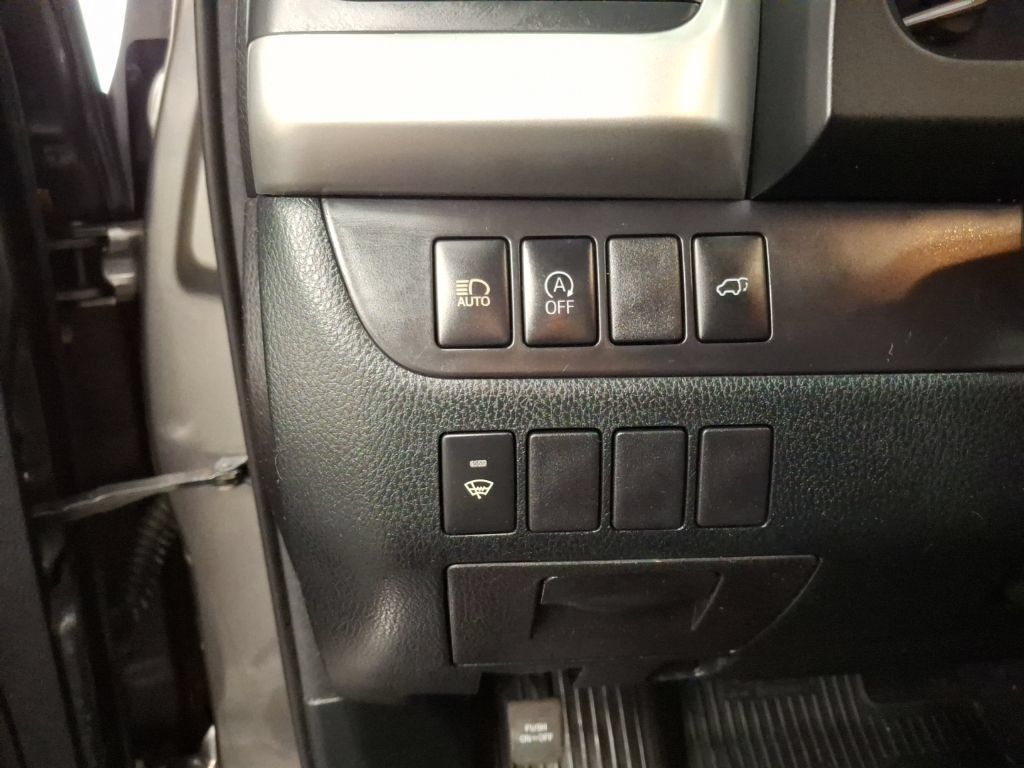Used 2018 Toyota Highlander SE AWD/4WD image 21