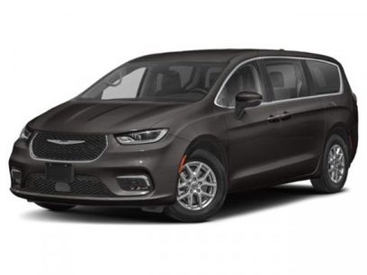 Used 2023 Chrysler Pacifica Touring-L