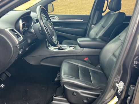 Used 2021 Jeep Grand Cherokee Limited w/ Sun & Sound Group image 10