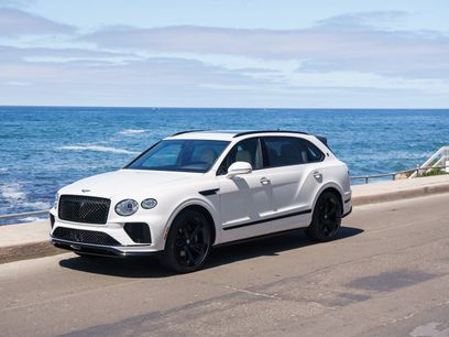 Used 2025 Bentley Bentayga Extended Wheelbase