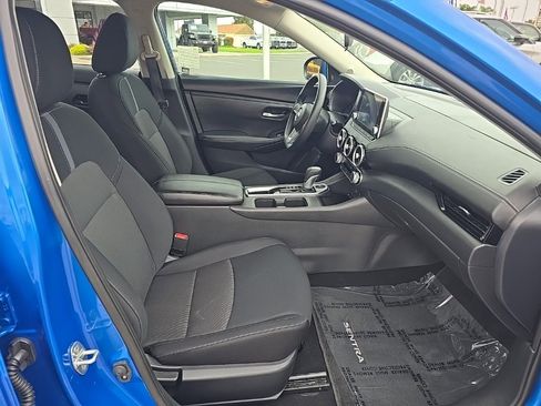 Used 2024 Nissan Sentra SV image 5
