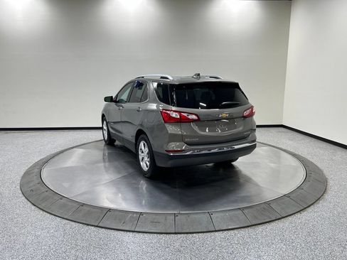 Used 2019 Chevrolet Equinox Premier FWD image 9