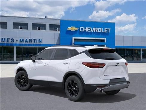 New 2026 Chevrolet Blazer LT w/ Convenience Package FWD image 3