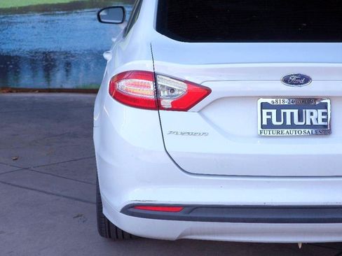 Used 2014 Ford Fusion SE FWD image 37