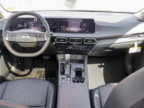 New 2026 Nissan Sentra SR image 6