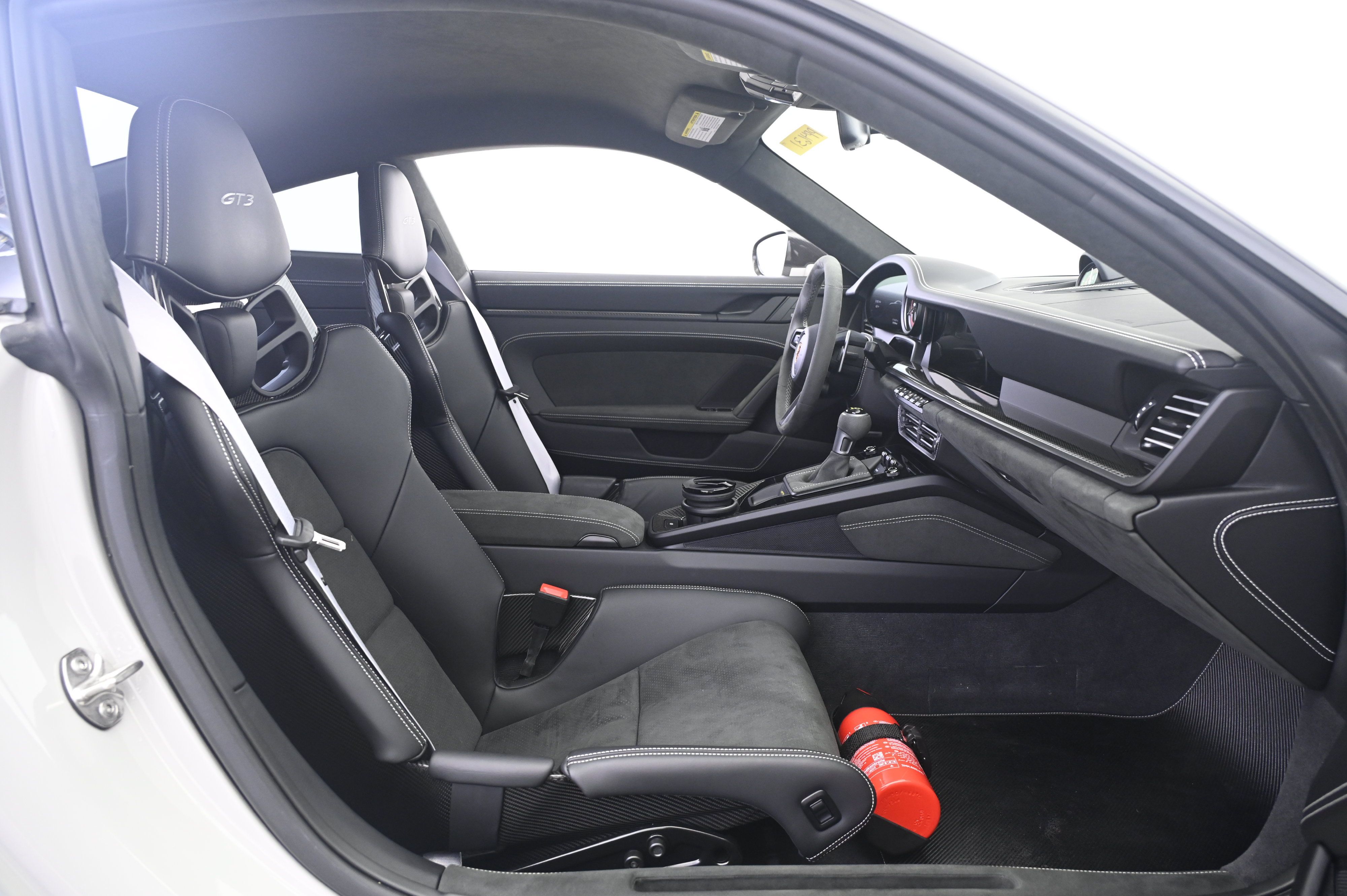 Used 2024 Porsche 911 GT3 RWD image 19