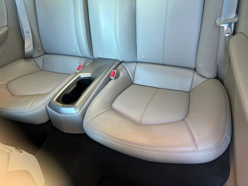 Used 2011 Cadillac CTS Coupe image 11