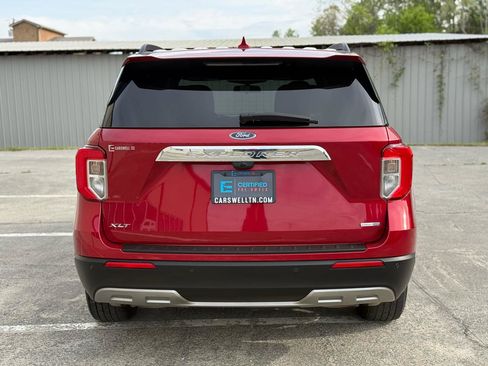 Used 2020 Ford Explorer XLT w/ Equipment Group 202A image 6