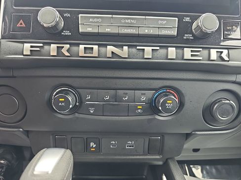 Used 2026 Nissan Frontier SV w/ Tow Package RWD image 28